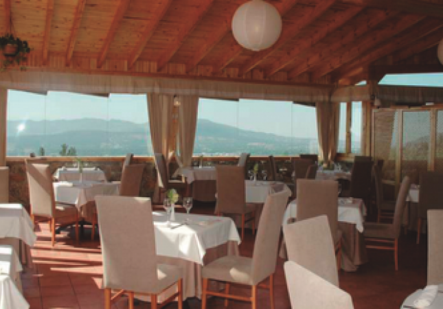 Las mejores habitaciones en Hotel La Sierra by Selecta . Disfrúta con los mejores precios de Madrid
